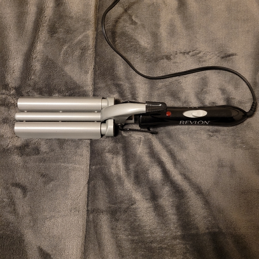 EUC Revlon crimper/curling wand